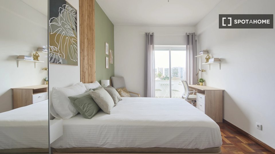Double room Lisbon, 7 beds — photo 3