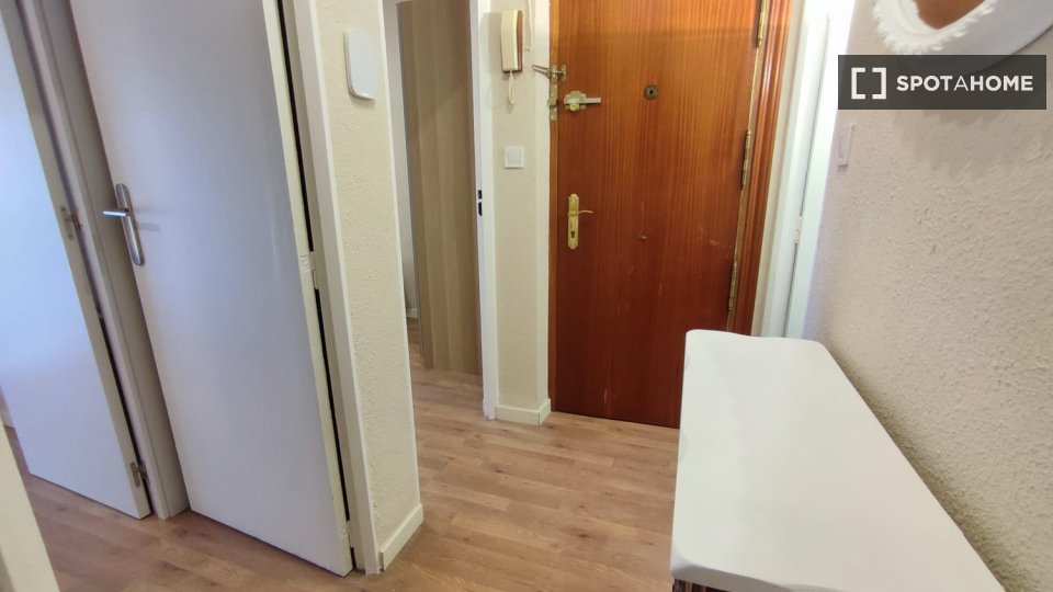 Double room Madrid, 4 beds — photo 3