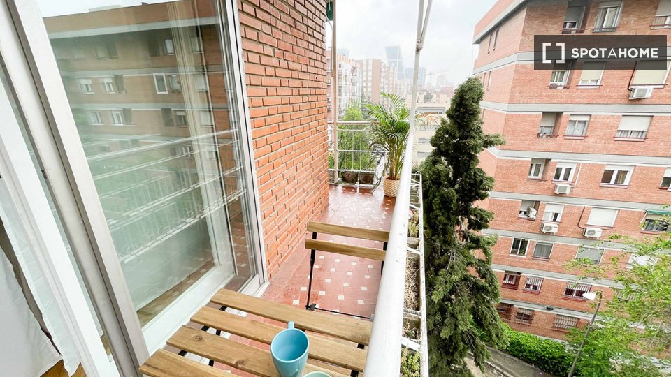 Double room Madrid, 7 beds — photo 11