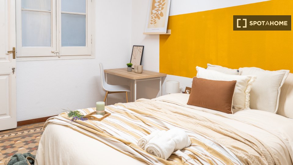 Double room Barcelona, 10 beds, 150m² — photo 88