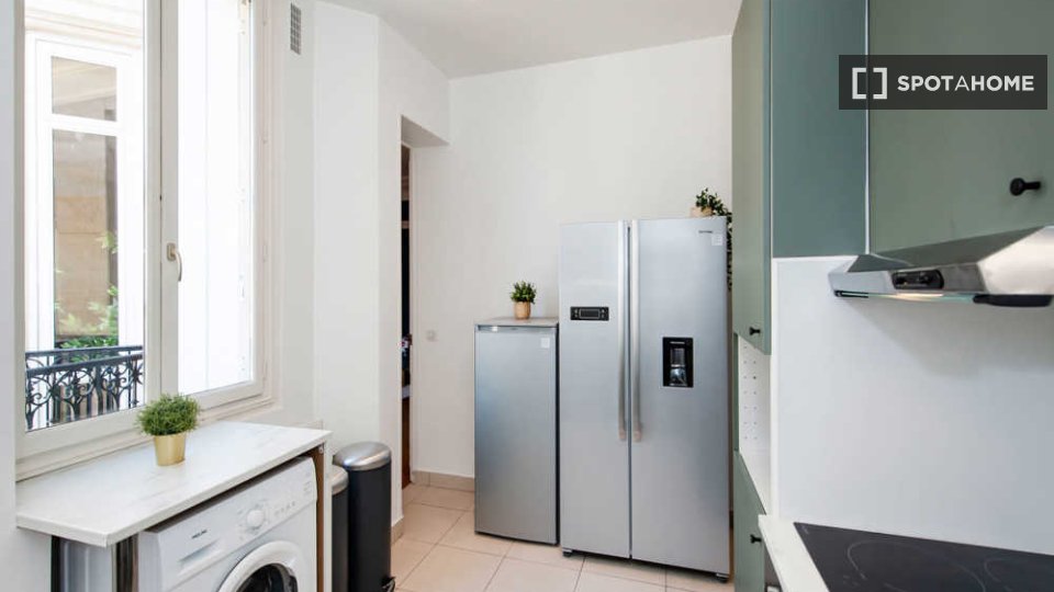Double room Paris, 7 beds, 220m² — photo 7