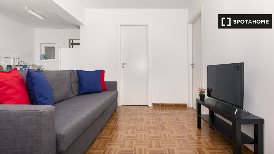 Double room Lisbon, 4 beds — photo 3
