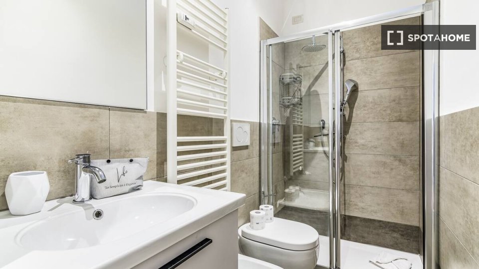 Apartment Milan, 1 bed — photo 18