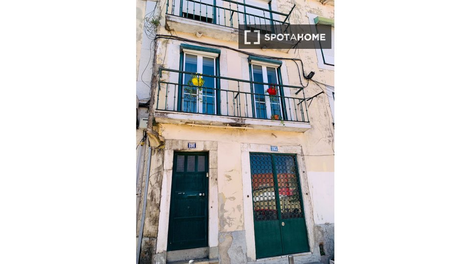 Apartment mono Lisbon, 35m² — photo 14