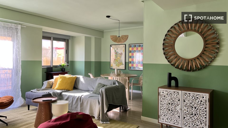 Appartamento con 2 camere da letto in affitto a Mont-Olivet, Valencia. - a Valencia