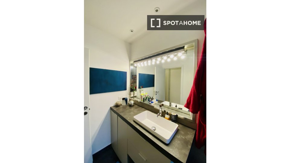 Double room Milan, 2 beds, 84m² — photo 22