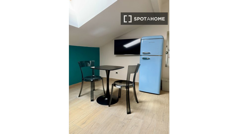 Apartment Milan, 1 bed, 30m² — photo 2