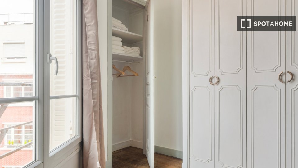 Apartment Paris, 2 beds, 64m² — photo 7