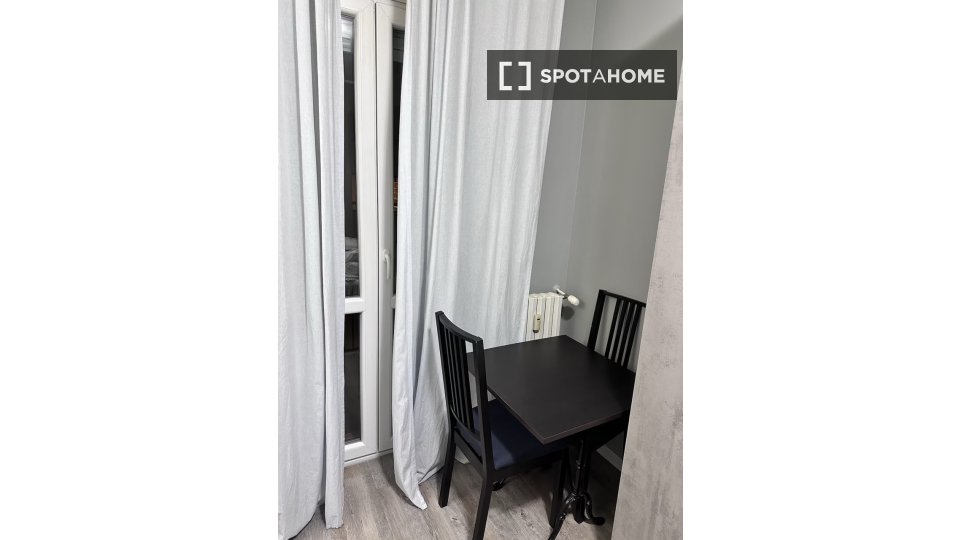 Apartment mono Milan — photo 1