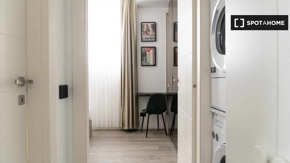 Apartment Milan, 1 bed — photo 7