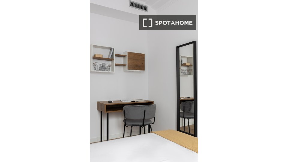 Habitación doble Barcelona, 8 habitaciones, 200m² — foto 17
