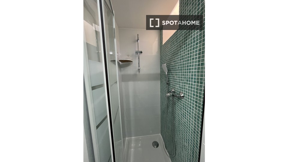 Apartment mono Lisbon, 50m² — photo 3