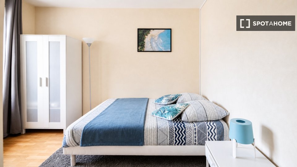 Chambre double Paris, 4 chambres — photo 28