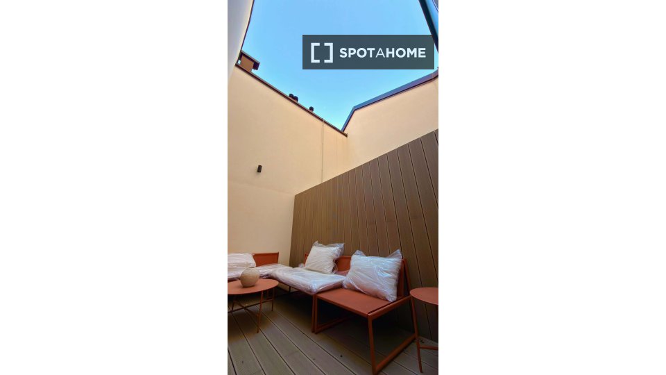 Appartement Milan, 1 chambre, 84m² — photo 14