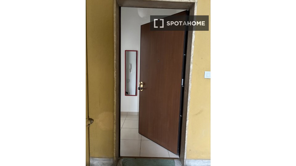 Apartment Milan, 1 bed, 43m² — photo 16