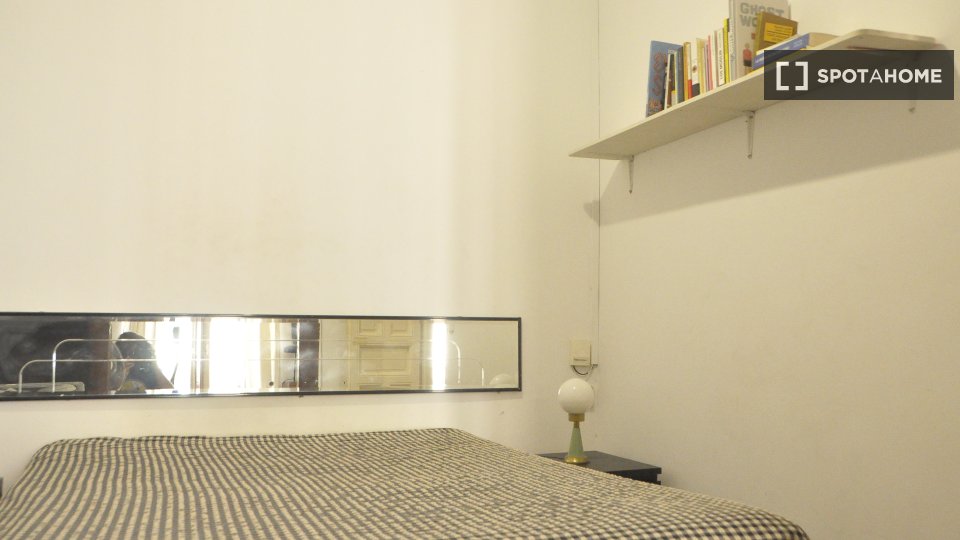 Double room Madrid, 2 beds — photo 1