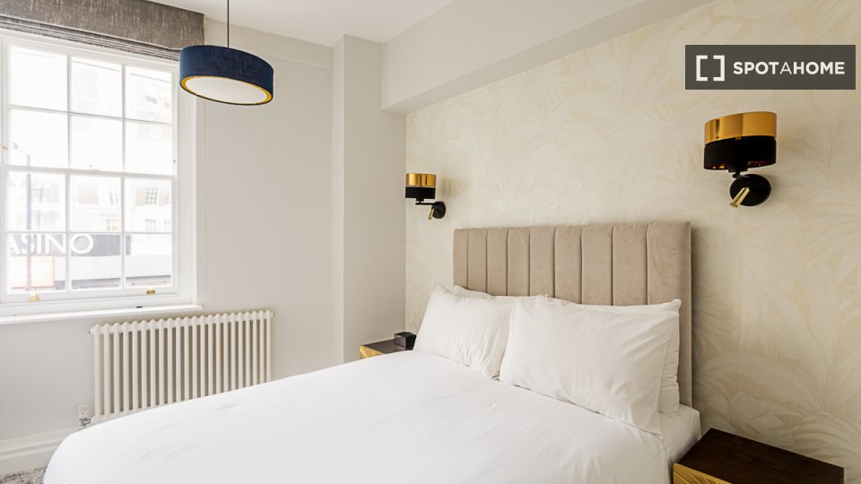 Apartment London, 2 beds — photo 7