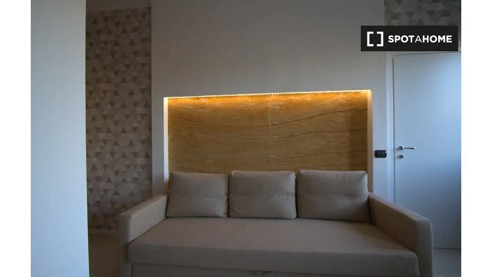 Apartment Milan, 1 bed, 50m² — photo 3