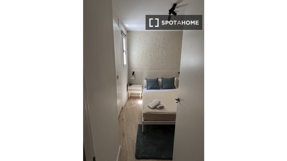 Apartment mono Barcelona, 40m² — photo 3