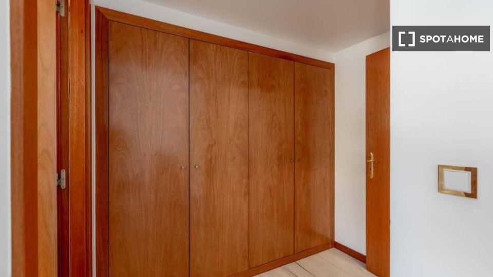 Apartment Lisbon, 3 beds — photo 4