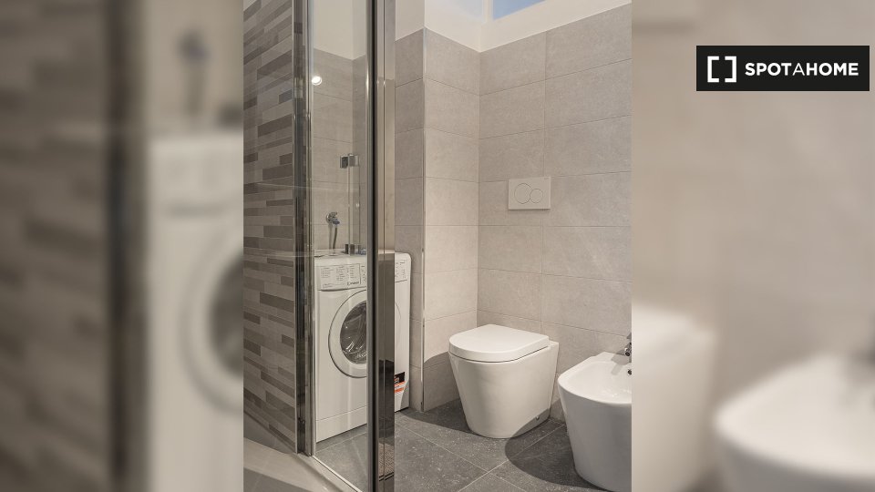 Double room Milan, 4 beds, 90m² — photo 13