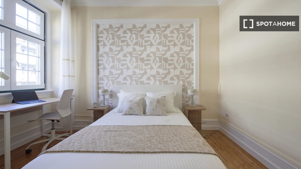 Double room Lisbon, 10 beds — photo 2