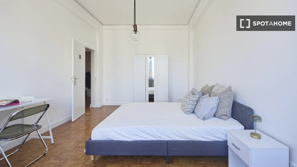 Double room Lisbon, 7 beds — photo 4