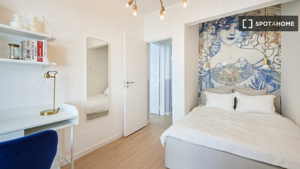 Double room Lisbon, 10 beds — photo 18