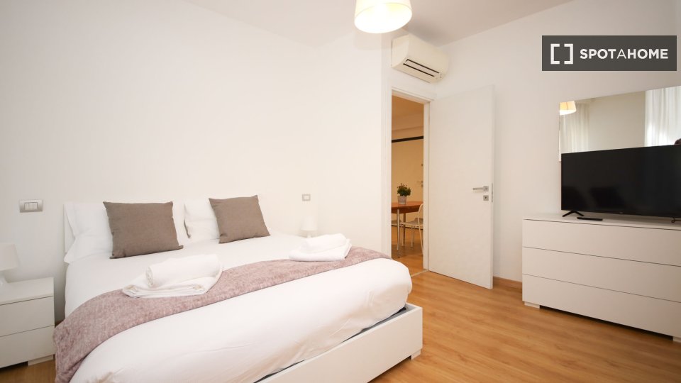 Apartment Rome, 2 beds — photo 15