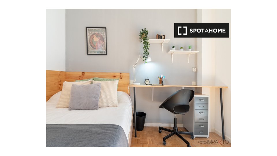 Double room Madrid, 6 beds, 207m² — photo 1
