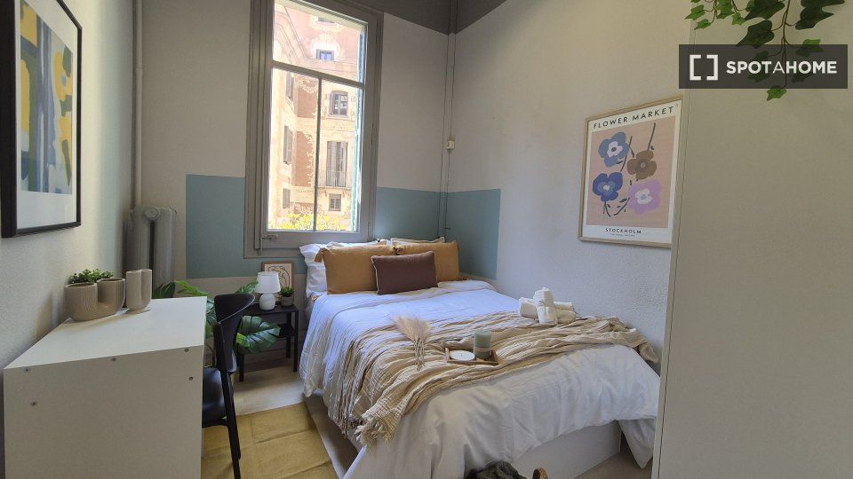 Double room Barcelona, 8 beds, 180m² — photo 19