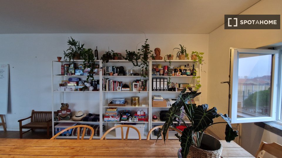 Apartment Lisbon, 2 beds, 100m² — photo 1