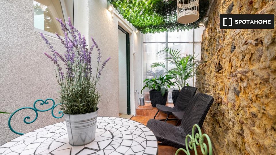 Apartment Lisbon, 1 bed, 40m² — photo 2