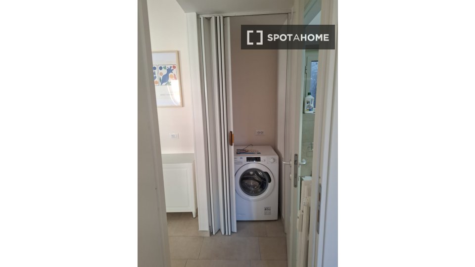 Apartment Rome, 2 beds, 60m² — photo 3
