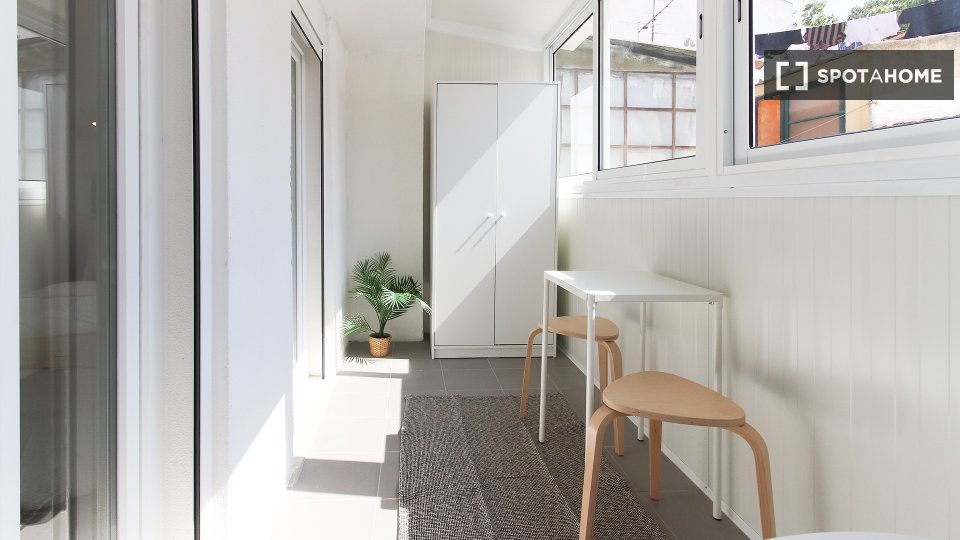 Apartment Lisbon, 2 beds — photo 10