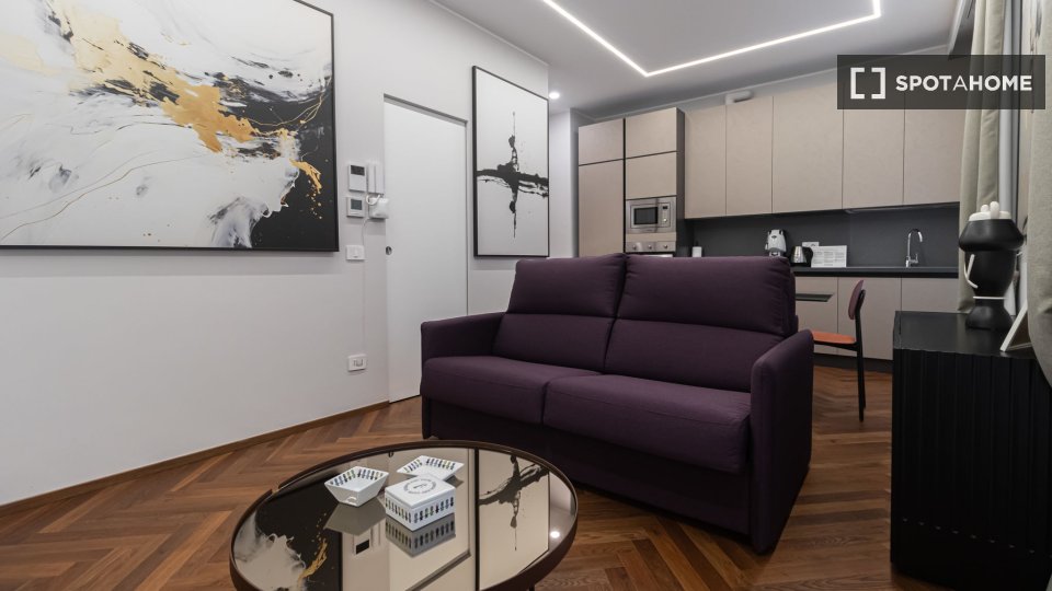Apartment Milan, 1 bed, 42m² — photo 1