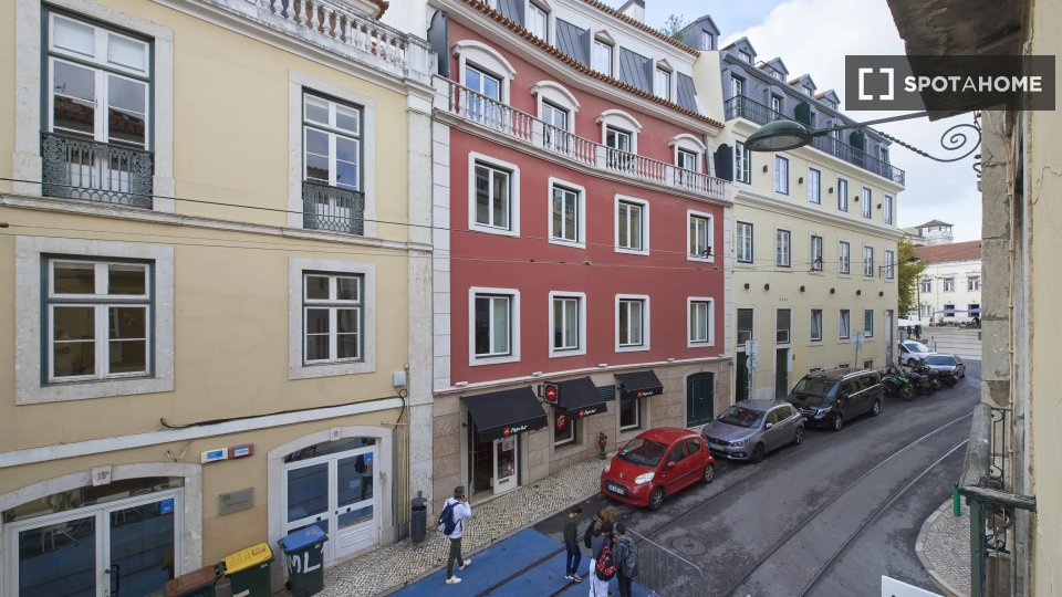 Double room Lisbon, 8 beds — photo 15