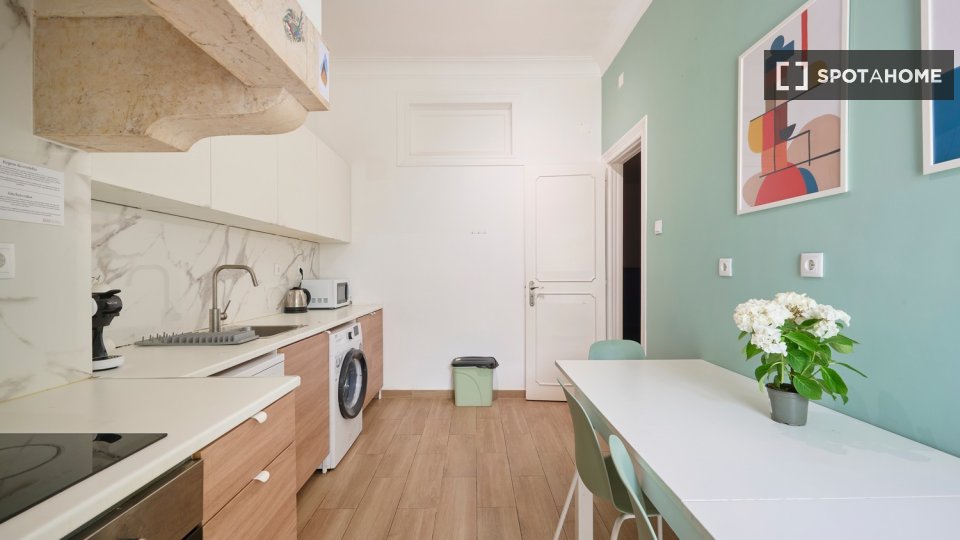 Double room Lisbon, 10 beds — photo 22