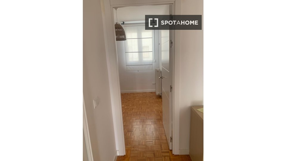 Apartment Madrid, 2 beds, 65m² — photo 6
