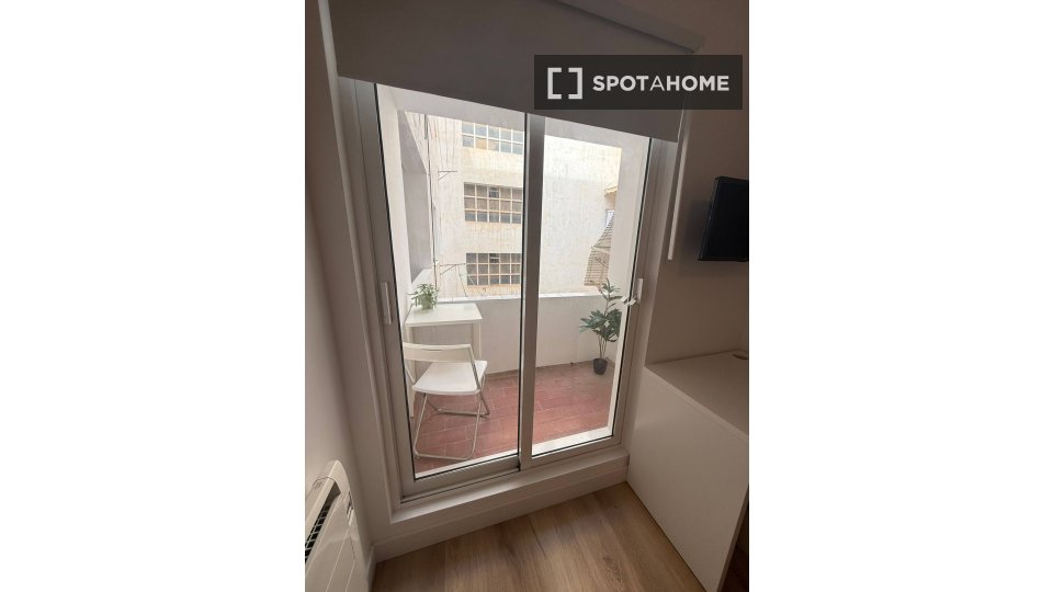 Double room Alicante, 6 beds — photo 20