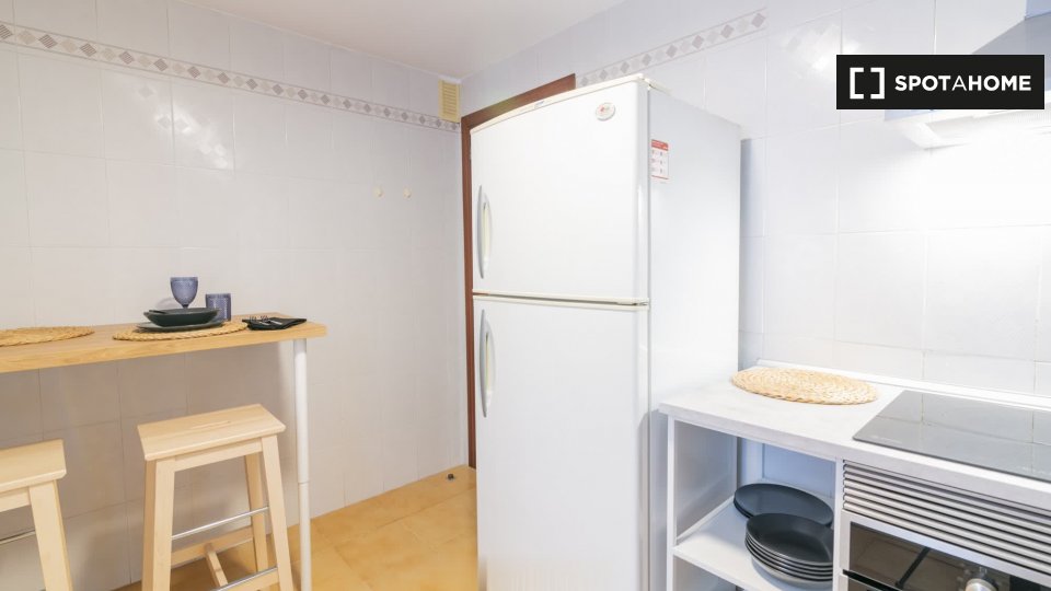 Double room Valencia, 5 beds, 110m² — photo 15