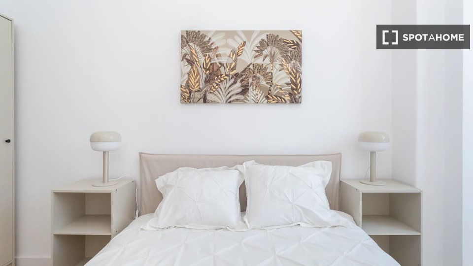 Double room Lisbon, 5 beds — photo 3