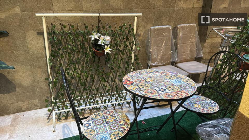 Apartment Madrid, 2 beds, 65m² — photo 3