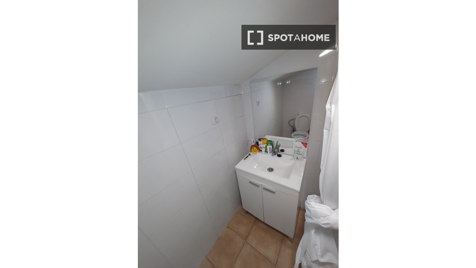 Apartment mono Madrid, 60m² — photo 4