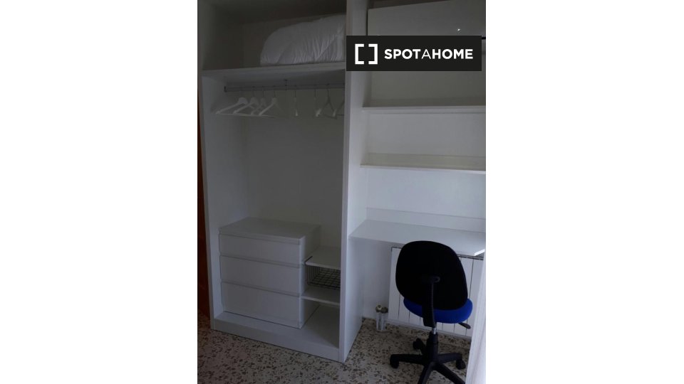 Double room Granada, 4 beds — photo 3