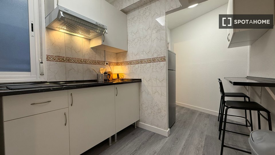 Double room Madrid, 4 beds — photo 41
