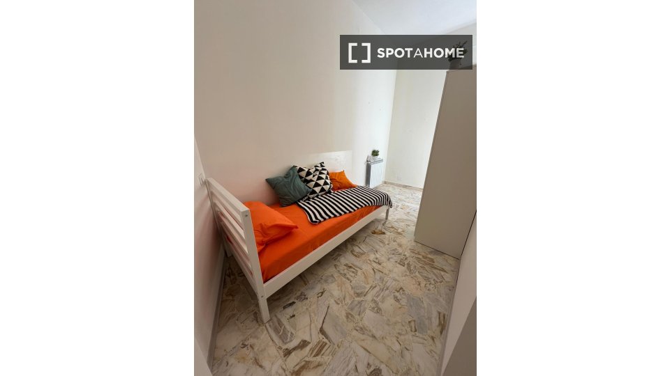 Double room Cagliari, 14 beds — photo 18