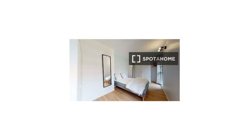 Double room Paris, 12 beds — photo 8
