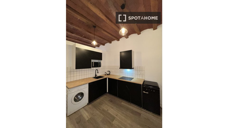 Apartment mono Barcelona, 36m² — photo 1