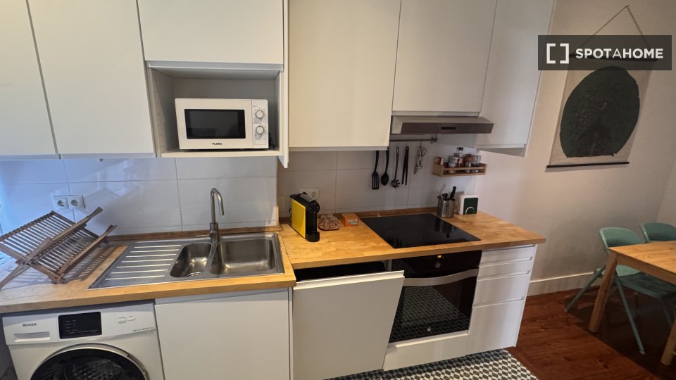 Apartment mono Lisbon, 60m² — photo 10
